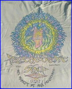 1980's Vintage Grateful Dead Artist Mikio/Phillip Brown Psychedelic Shop T Shirt