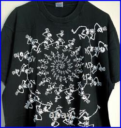 Grateful Dead Spiral Dancing Skeletons Vintage 1990s Men's XL T-Shirt Deadhead