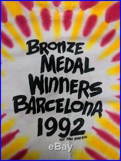 Men's XL Vintage 1992 Lithuania Bronze Medal Basketball T-Shirt Grateful Dead