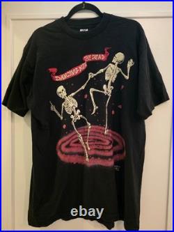 RARE GRATEFUL DEAD 1992 Dancing With The Dead Fashion Victim T-Shirt XL