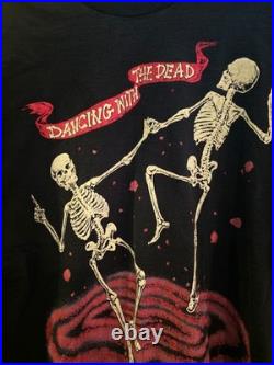 RARE GRATEFUL DEAD 1992 Dancing With The Dead Fashion Victim T-Shirt XL