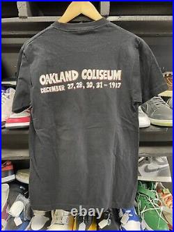 Size L 1988 Grateful Dead Oakland Coliseum Vintage Shirt