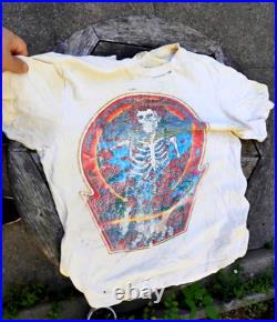 True Vintage 1977 GRATEFUL DEAD Skull & Roses BERTHA Concert Tour Shirt Size M