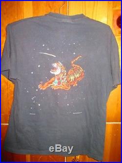 VINTAGE 1986 Chinese New Year's grateful dead t shirt, size Large, good conditi