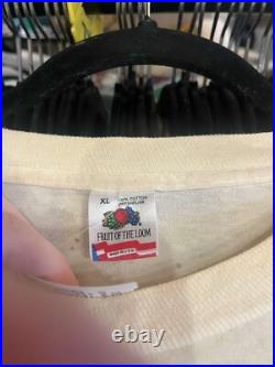 VINTAGE 1990s Grateful Dead 25th anniversary T-Shirt! Pretty good condition