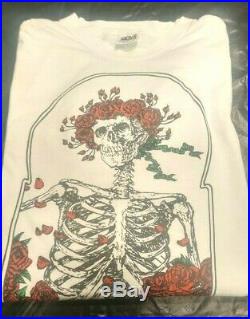 VTG 90s GRATEFUL DEAD TOUR long sleeve t shirt 2-sided Skull Roses Bertha Garcia