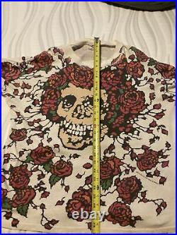 Vintage 1992 Brockum Grateful Dead All Over Print Flower Skull Tee. Size XL