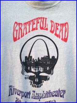 Vintage GRATEFUL DEAD T Shirt St. Louis MO Riverport Amphitheater July 1994 RARE