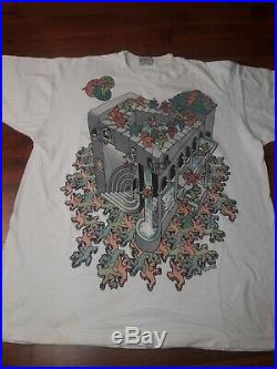 Vintage Grateful Dead Shirt M. C. Escher optical 1993 93 Large Bears