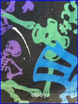 Vintage Grateful Dead T Shirt All Over Print Dead Space Dancing Skeltons XL 1992