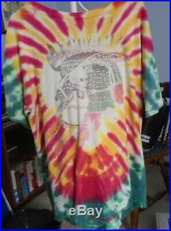 Vintage Grateful Dead Tie Dye 1992 T-shirt Lithuania Basketball Size Large or XL